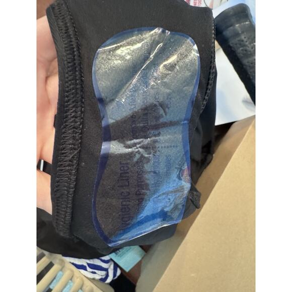 Miraclesuit Black Swimsuit Bottom Swim Skirt Women's Sz 8 NWT - Picture 5 of 7